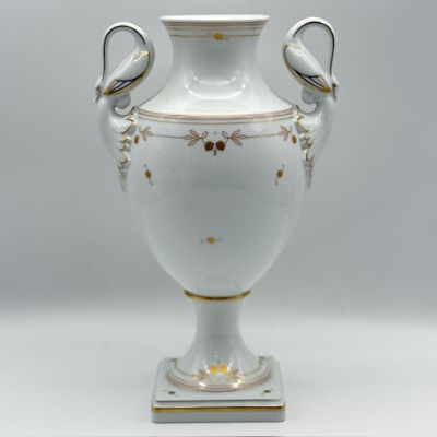 Ваза амфора Лебеди Kaiser Legato 34 см Германия