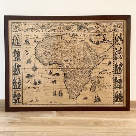 Карта старинная Африка 91х70 см в деревянной раме