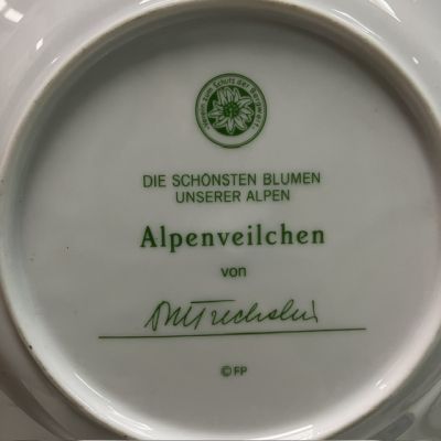 Тарелка Franklin Porcelain Альпийские цветы Alpenveilchen 20 см фарфор Германия