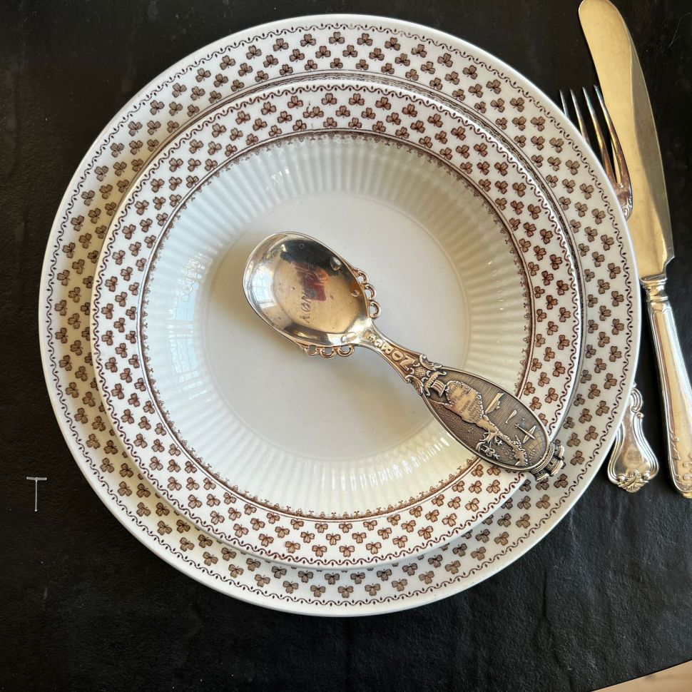 Тарелка глубокая Adams Wedgwood Group Sharon 20 см Англия уценка