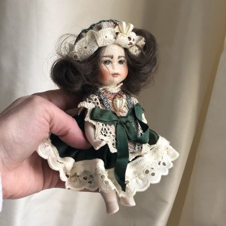 Кукла фарфоровая Angelica 16 см. Goldina, Италия