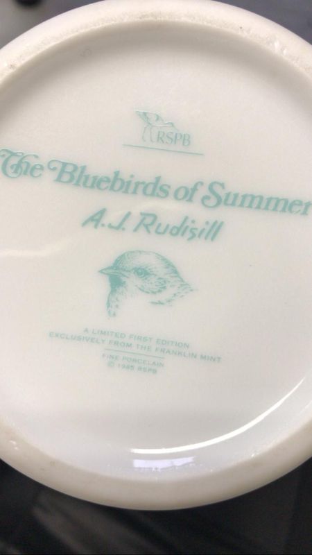 Ваза Franklin Mint 1985 The Bluebirds of summer
