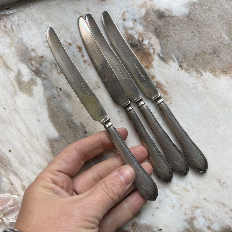 Нож 17 см с гравировкой мельхиор и сталь
