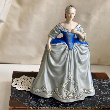 Статуэтка 22 см Catherine The Great Franklin Porcelain