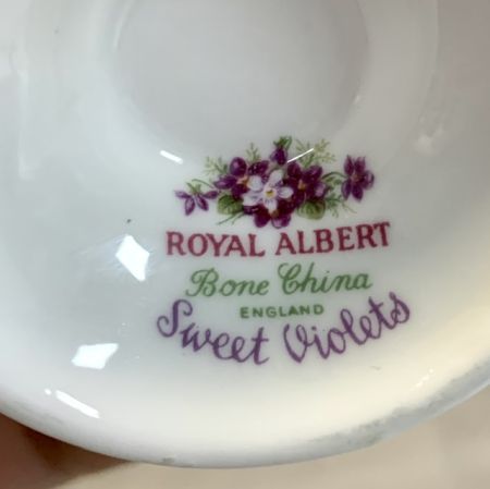 Ваза малая Royal Albert Sweet Violets 9 см Англия  