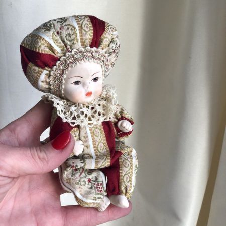 Кукла фарфоровая (без паспорта) 15 см. Goldina, Италия