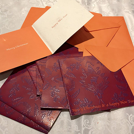 Новогодняя Открытка и конверт бордо и оранжевый