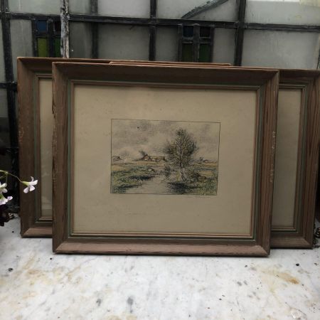Картина 34х29 см Дерево у реки карандаш в деревянной раме под стеклом