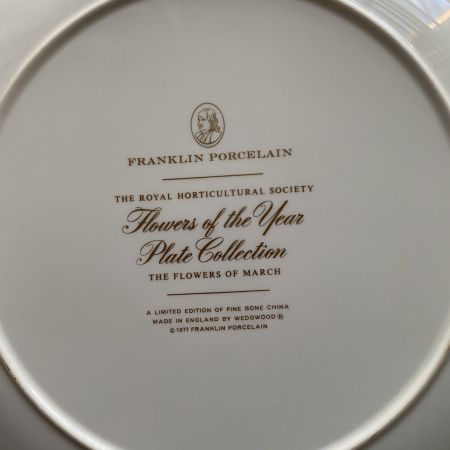 Тарелка 27 см Franklin porcelain Wedgwood Flowers of the Year Март