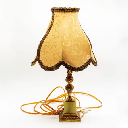 Лампа на латунном основании с ониксом