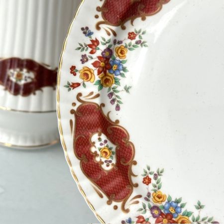 Тарелка Royal Victorian 20 см фарфор Англия