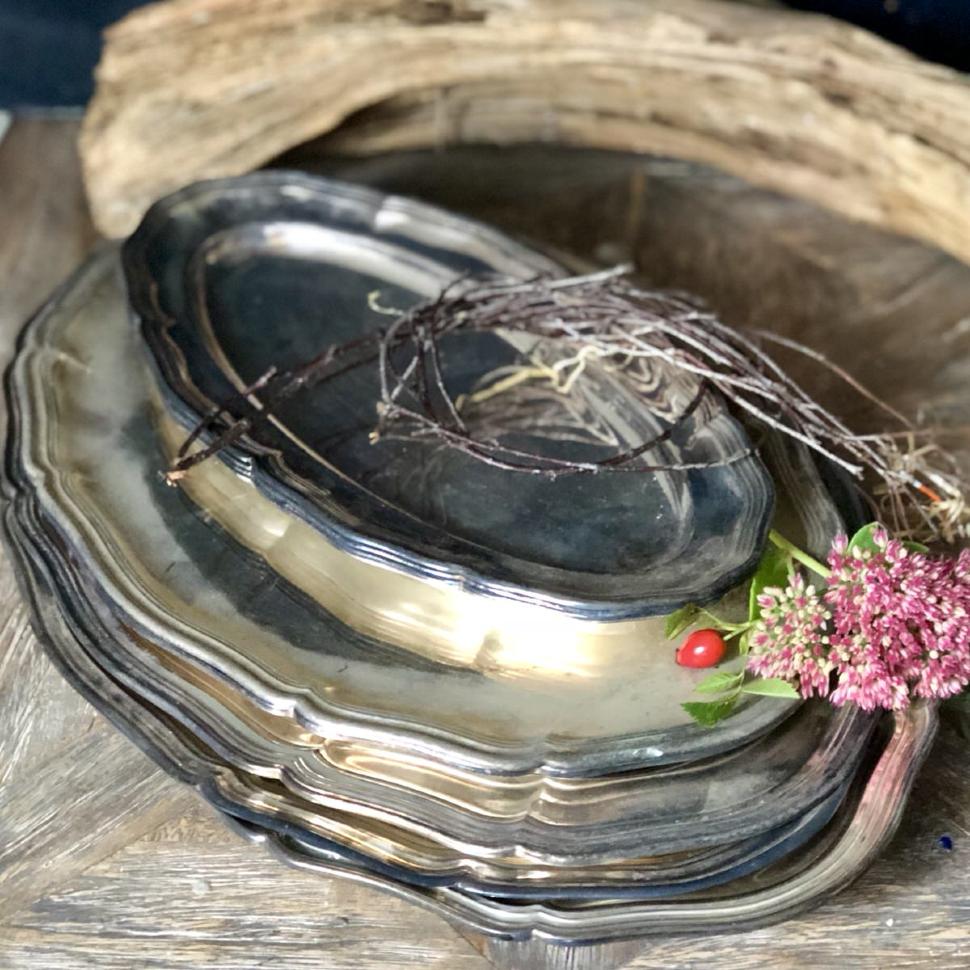 Блюдо поднос с вензелем 36 см