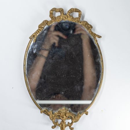 Зеркало в латунной раме ренессанс