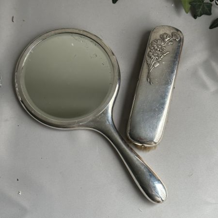 Зеркало и щетка Модерн Арнуво набор 2 предмета серебрение