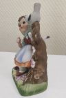 Статуэтка Девочка с птичками 15 см бисквитный фарфор