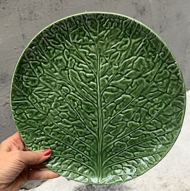 Тарелка Лист зеленый 28 см керамика Португалия     