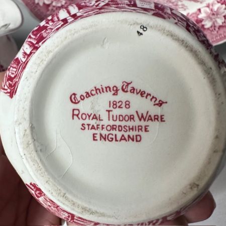 Сахарница Royal Tudor Ware Coaching Taverns 9 см Англия           