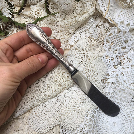 Нож для масла с объемной ручкой