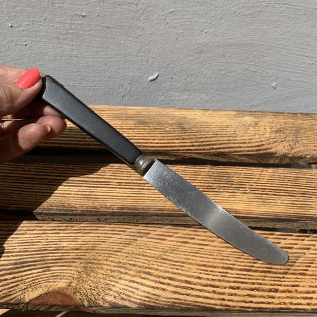 Нож столовый 20 см сталь ручка бакелит