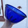 Салатник синий 21 см цветное стекло Франция