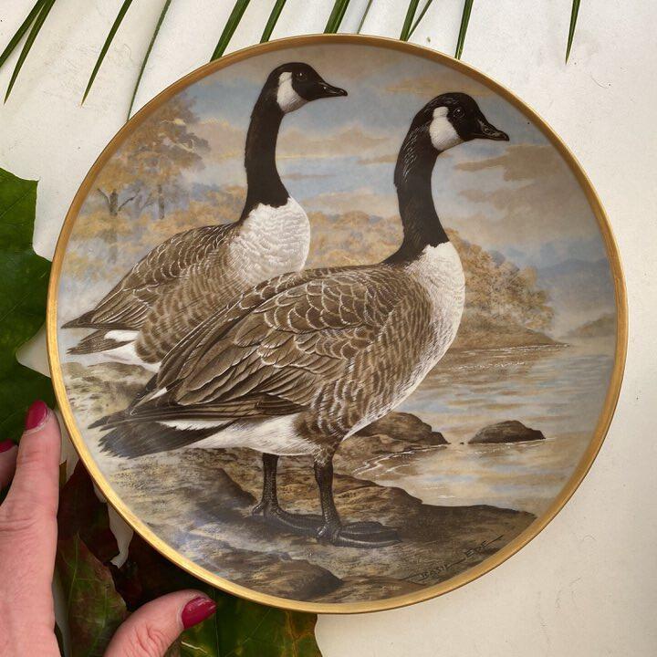 Тарелка Franklin Porcelain by Limoges Water Birds Canada Goose