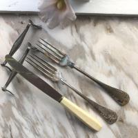 Нож столовый 22 см с бакелитовой ручкой (ржавчина)