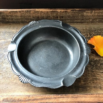 Оловянная пепельница