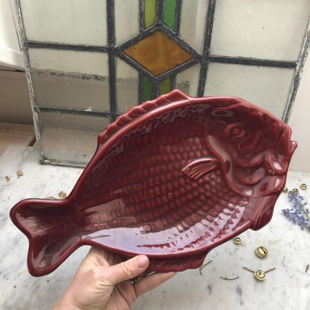 Блюдо рыба 35см керамика красный цвет 