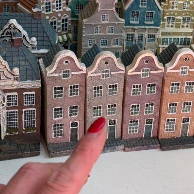 Статуэтка Голландский домик серый 10 см керамика