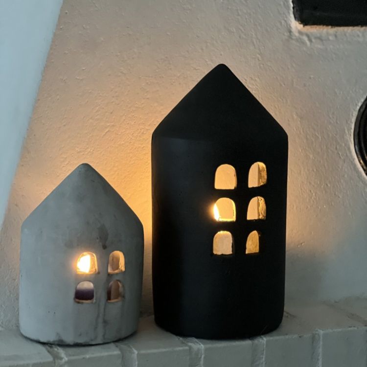 Подсвечник Черный дом 32 см керамика Швеция 