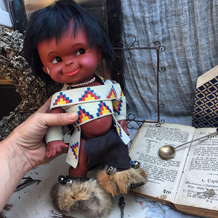 Кукла Индеец, Швеция       