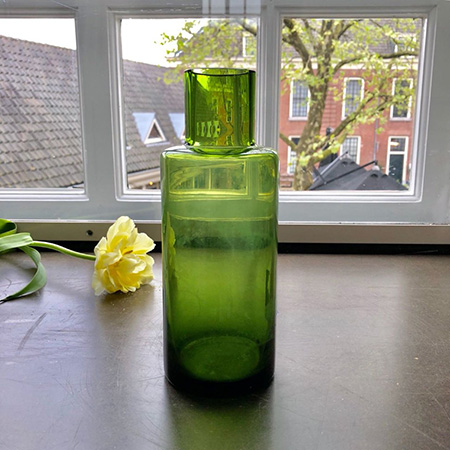 Ваза бутылка зеленое стекло