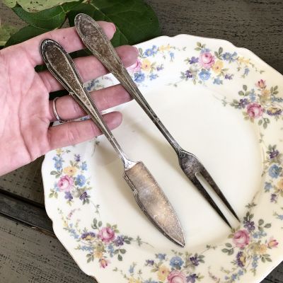 Вилка с 2 зубцами и нож для рыбы набор