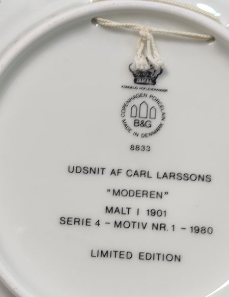 Тарелка 22 см Мотив № 1 Carl Larssons фарфор Дания