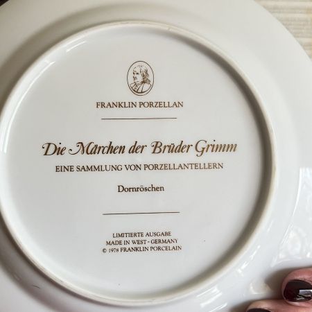 Тарелка 20 см Franklin Porcelain 1978 Сказки Спящая красавица W.Germany