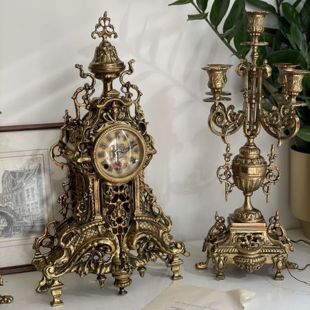 Часы каминные в стиле Людовика XVI 48 см бронза