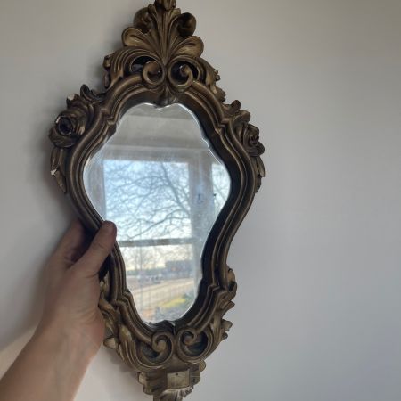 Зеркало 45 см в раме из дерева с гипсом декором Розы