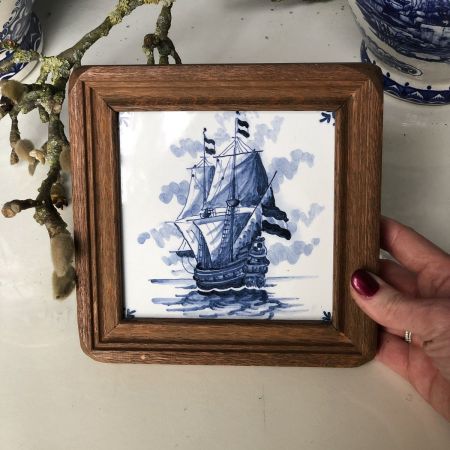 Плитка-изразец в раме синий корабль Голландия