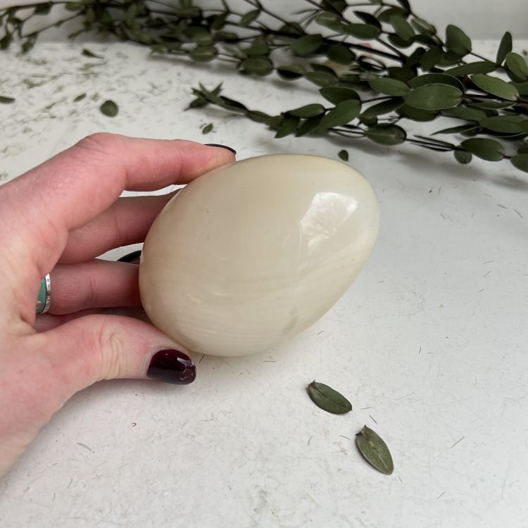 Статуэтка Яйцо 8 см камень натуральный