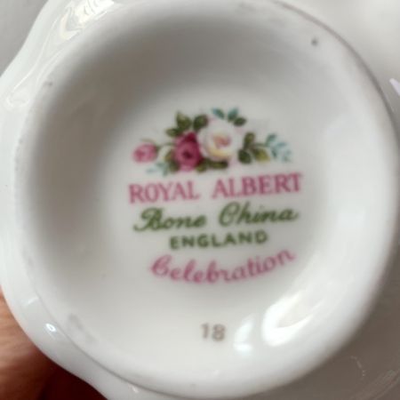 Молочник Royal Albert Celebration 150 мл Англия  