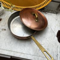 Сковорода с крышкой 25 см медь с латунной ручкой