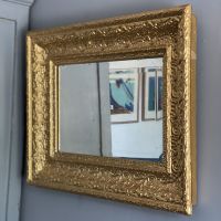 Зеркало в деревянной раме 63х47 см