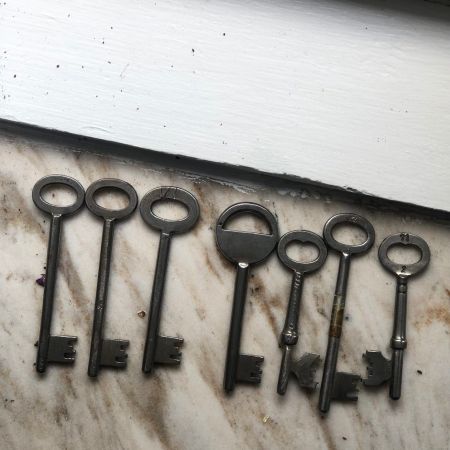 Связка ключей металл (набор 7 шт.)