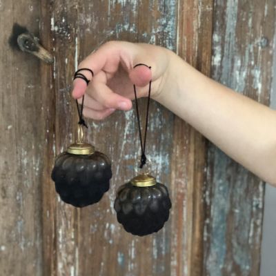 Елочная игрушка Ежевика