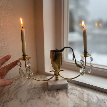 Подсвечник на три свечи латунь с хрустальными подвесками и на мраморном основании