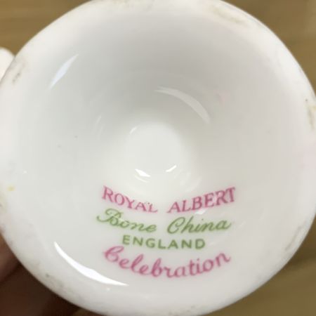 Подставка для яйца Royal Albert Celebration 5 см 