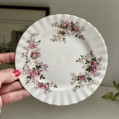 Тарелка десертная Lavender Rose Royal Albert 1961 г. 16 см