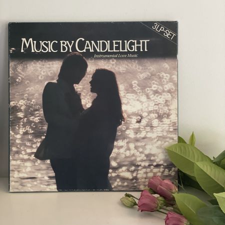 Пластинки Music by Candlelight 3 шт. Arcade Records в коробке Голландия