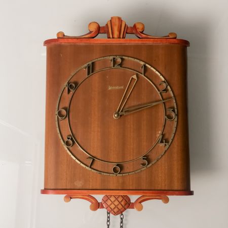 Часы механические деревянные уценка
