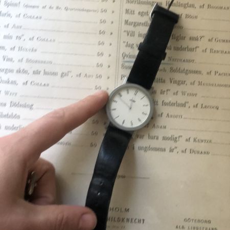 Часы наручные Lexon модель Star Watch 